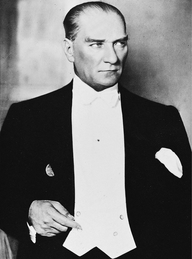 Mustafa Kemal Atatürk, 1932